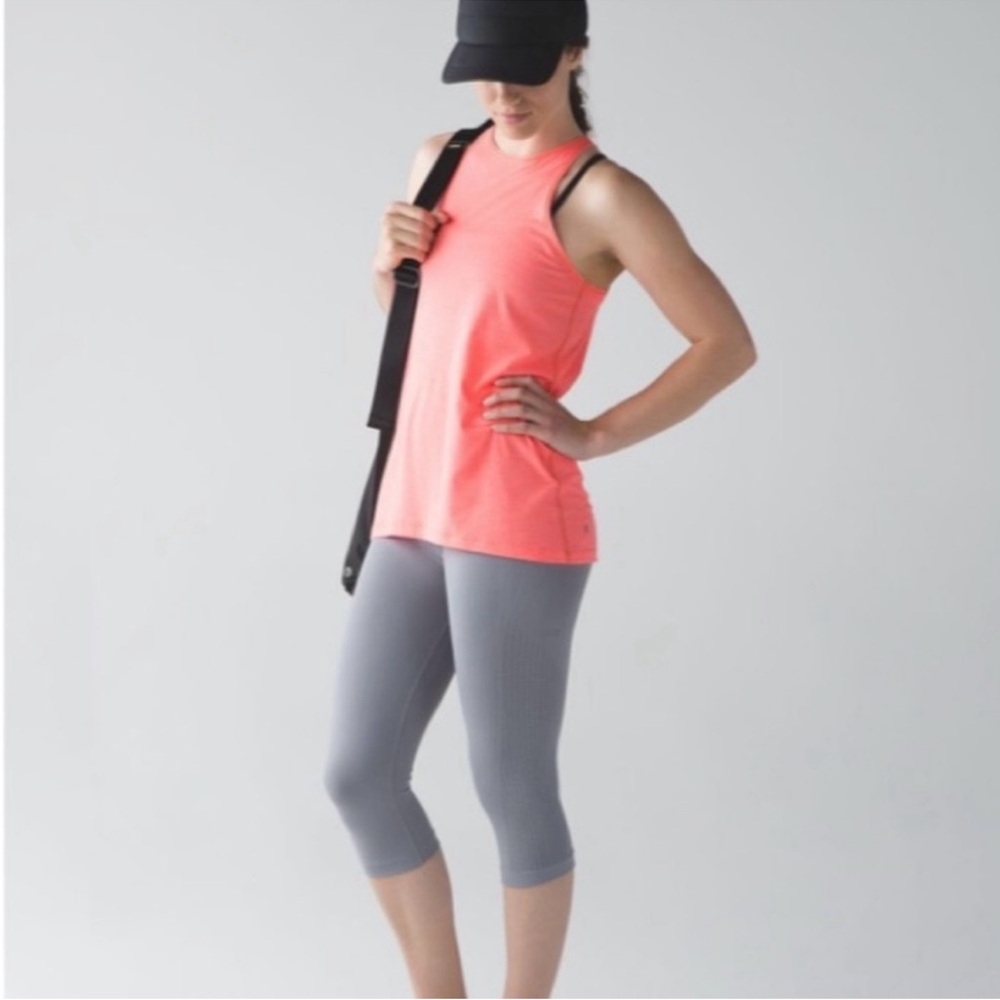 Lululemon Coral Tank Top Lululemon Like New (From Lulu, Striped)